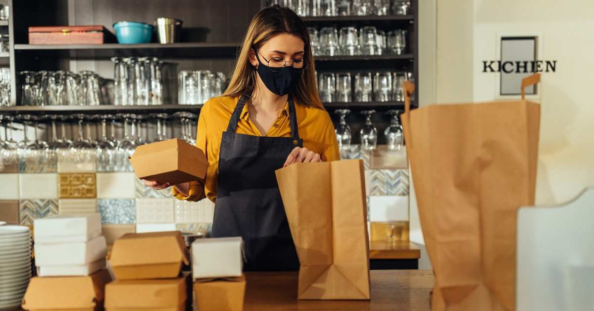 Staff worried looking at unclaimed bulk order at restaurant. (Representative Cover Image Source: Getty Images| Photo by Dimensions)