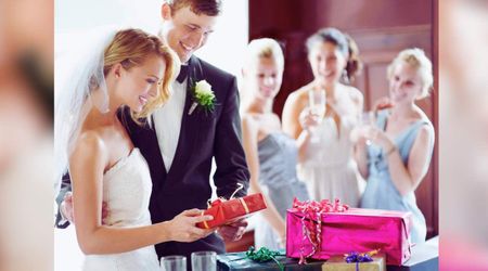 Gatecrashers leave bride and groom stunned with a ridiculously hilarious cash gift and a note
