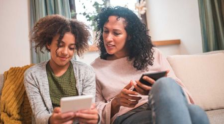 9-yr-old felt uneasy in a chat with an adult—mom’s clever tip gave her the perfect way out