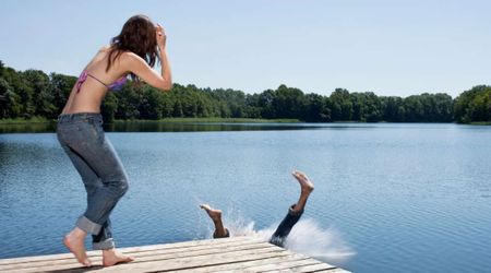 Former Royal Marine shows brilliant drowning survival hack—all you need is a pair of trousers