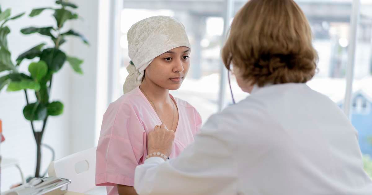 Cancer treatment discussion - stock photo
Getty Images | Photo by Thana Prasongsin