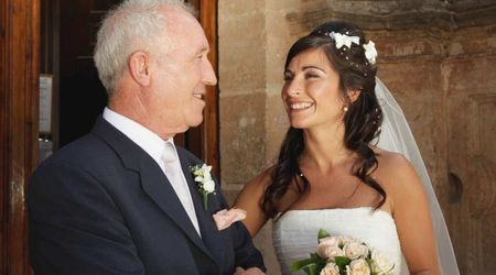 Bride broke tradition and chose her father-in-law to walk her down the aisle. Her word of thanks left him crying ugly tears 