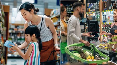 Texas store finds computers glitching as hordes of customers wait for Christmas groceries. Their solution made everyone stop in disbelief