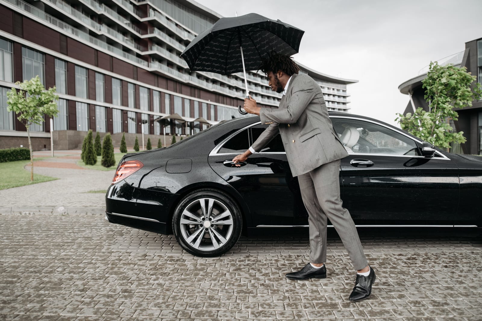 Man opens car door (Representative Image Source: Pexels | Pavel Danilyuk)